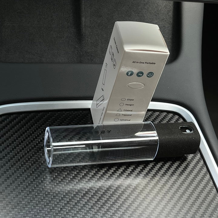 Black screen cleaner with transparent cover and original packaging